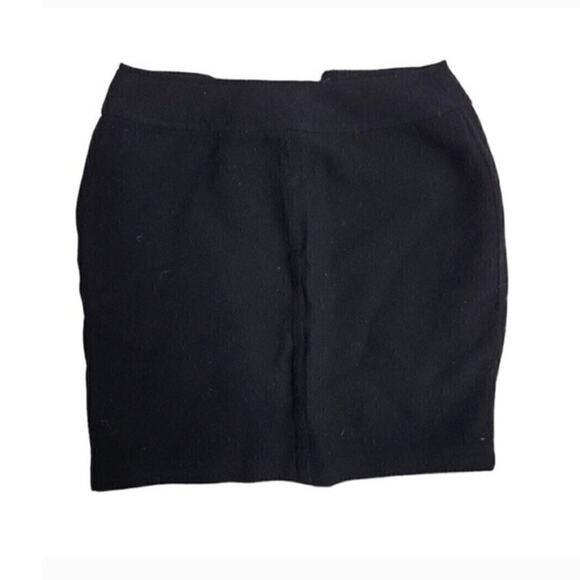 valentino Vintage Black Pencil Skirt Made Italy Formal Basic Collection Wool - Picture 1 of 8